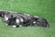 Load image into Gallery viewer, Frontscheinwerfer Toyota Corolla 81150-02L50 Links Scheinwerfer Headlight SCH1085822441rw