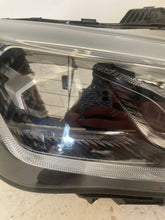 Laden Sie das Bild in den Galerie-Viewer, Frontscheinwerfer BMW 2 Active Tourer U06 5A42248-05 LED Rechts Headlight SCH8991886822tw