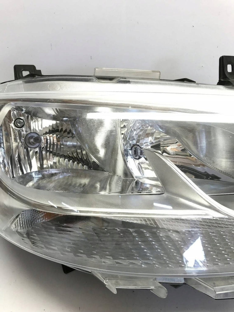 Frontscheinwerfer Mercedes-Benz Sprinter A9109060100 Rechts Headlight