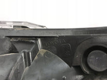 Laden Sie das Bild in den Galerie-Viewer, Frontscheinwerfer Toyota V YWY8037 Full LED Ein Stück (Rechts oder Links)