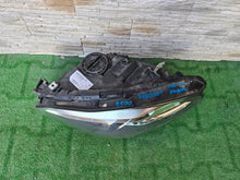 Laden Sie das Bild in den Galerie-Viewer, Frontscheinwerfer BMW 5 F11 F10 Xenon Links Scheinwerfer Headlight SCH7930093408hn