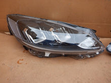 Load image into Gallery viewer, Frontscheinwerfer Ford Kuga LV4B-13W030-AF LED Ein Satz Scheinwerfer Headlight