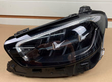 Load image into Gallery viewer, Frontscheinwerfer Mercedes-Benz W213 A2139067509 LED Links Headlight SCH2634572396dt