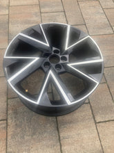 Load image into Gallery viewer, 1x Alufelge 18 Zoll 7.5&quot; 5x100 46ET Glanz Schwarz 6V0601025K Skoda Fabia Iii