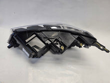 Laden Sie das Bild in den Galerie-Viewer, Frontscheinwerfer Toyota Proace 9847211480 Xenon Rechts Scheinwerfer Headlight SCH1989049338ud