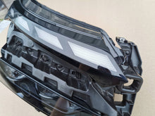 Laden Sie das Bild in den Galerie-Viewer, Frontscheinwerfer Skoda Enyaq IV 5LB941036 Rechts Scheinwerfer Headlight SCH4318502754ms