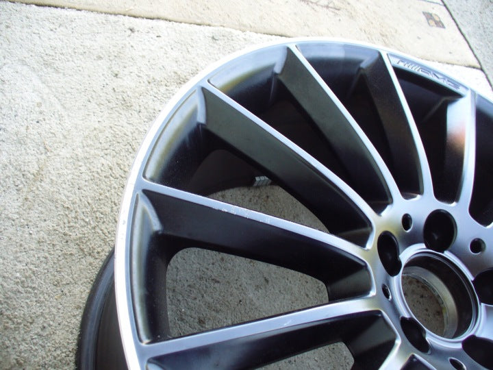 1x Alufelge 19 Zoll 8.5" 5x112 55ET A1184010300 Mercedes-Benz Cla X118 C118 FEL2215183910zr