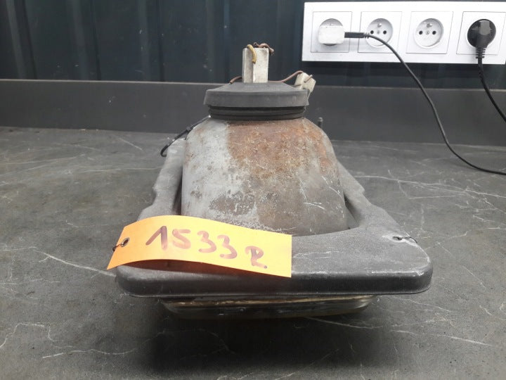Frontscheinwerfer VW Jetta I 301-122930 Rechts Scheinwerfer Headlight SCH5830581413bx