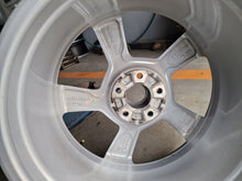 Load image into Gallery viewer, 1x Alufelge 19 Zoll 8.5" 5x112 40ET Glanz Silber 8W0601025ES Audi Rim Wheel FEL9025789987au