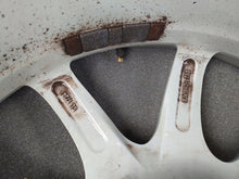 Load image into Gallery viewer, 1x Alufelge 19 Zoll 9.0&quot; 5x130 60ET Glanz Silber 7L5601025B Porsche Cayenne