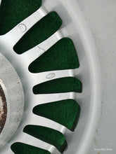 Laden Sie das Bild in den Galerie-Viewer, 1x Alufelge 18 Zoll 7.5&quot; 6x114.3 45ET KBA49323 Mercedes-Benz Rim Wheel