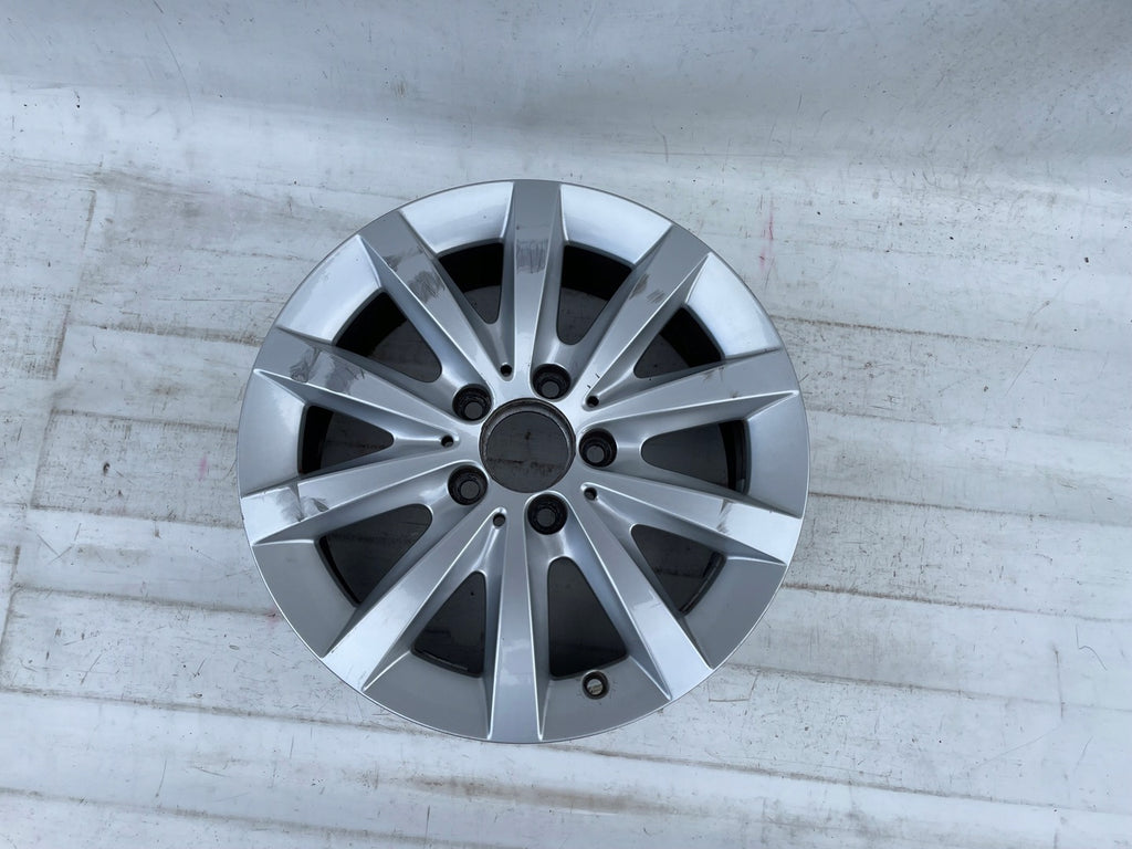 1x Alufelge 16 Zoll 6.5" 5x112 49ET Glanz Silber A2464010202 Mercedes-Benz W246