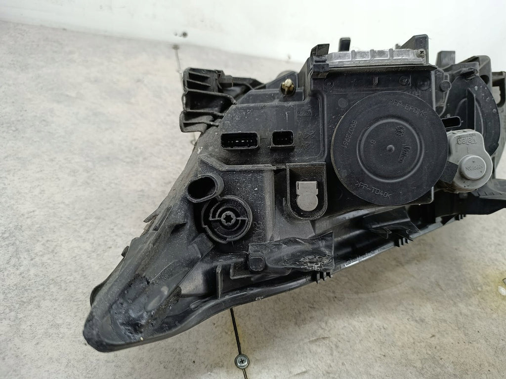 Frontscheinwerfer Renault Laguna III 260100043R 89902279 Rechts Headlight SCH8688462158ra
