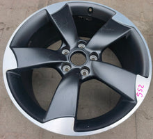 Laden Sie das Bild in den Galerie-Viewer, 1x Alufelge 18 Zoll 7.5" 5x112 51ET Glanz Silber 8V0601025BT Audi A3 Rim Wheel FEL4840770060dt