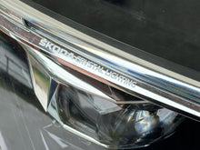 Laden Sie das Bild in den Galerie-Viewer, Frontscheinwerfer Skoda Scala 657941016A Rechts Scheinwerfer Headlight SCH5168296033ht
