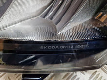 Load image into Gallery viewer, Frontscheinwerfer Skoda Kamiq 658941015 LED Links Scheinwerfer Headlight SCH9462489074ar
