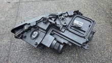 Laden Sie das Bild in den Galerie-Viewer, Frontscheinwerfer Mercedes-Benz Gla A1569061700 Xenon Links Headlight SCH1390269330gi