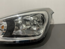 Load image into Gallery viewer, Frontscheinwerfer Hyundai I10 92101-B9300 Links Scheinwerfer Headlight
