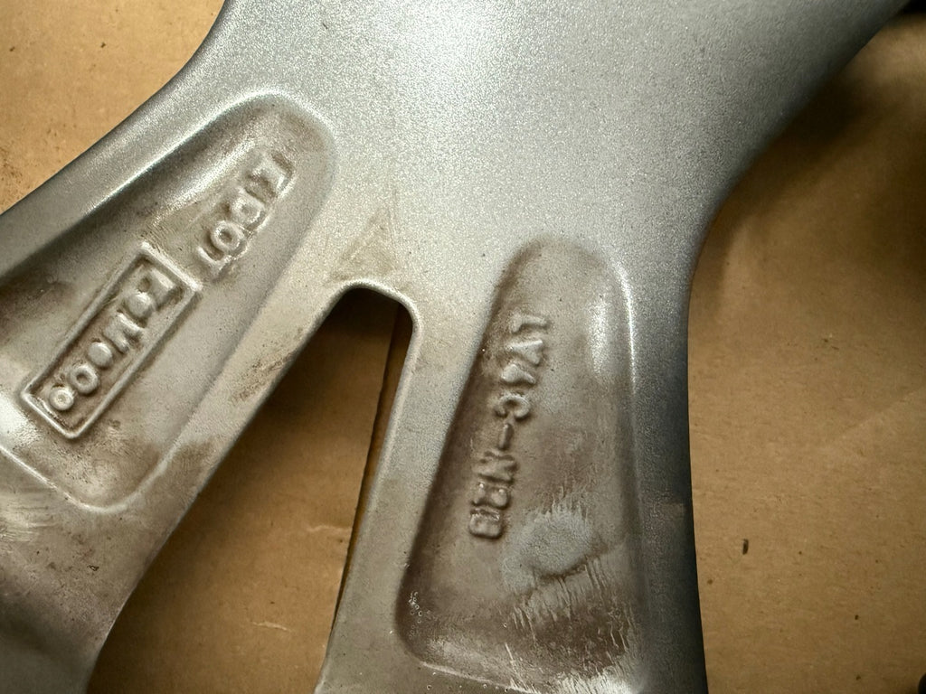 1x Alufelge 18 Zoll 7.5" 5x108 50ET Glanz LY4C-N2B Ford Focus Rim Wheel