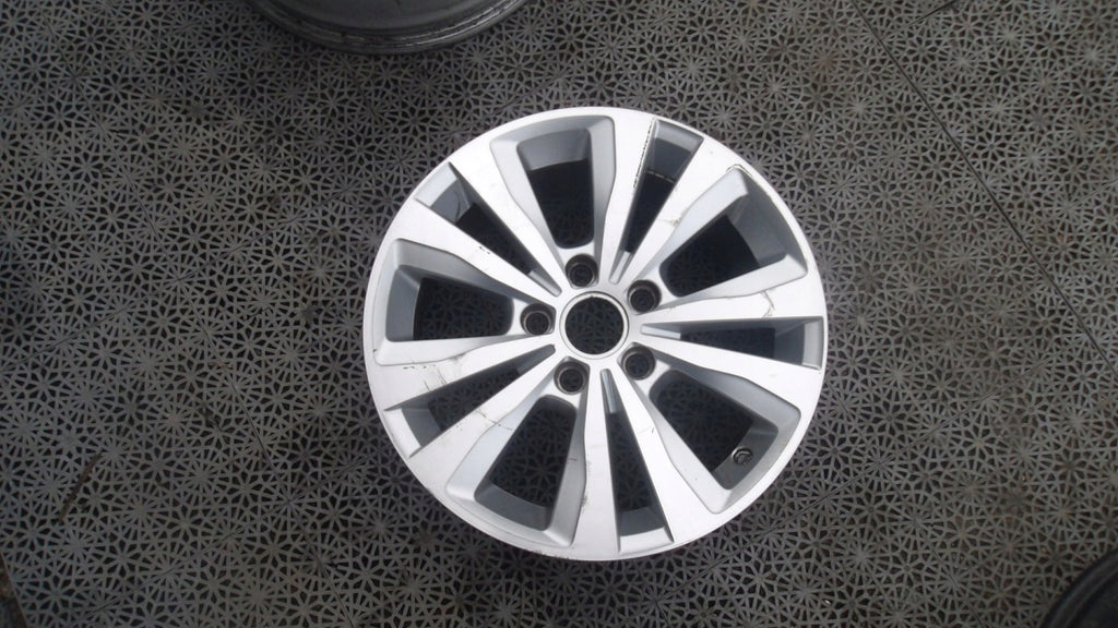 1x Alufelge 16 Zoll 6.5" 5x112 46ET 5G0601025L VW Golf Vii Rim Wheel FEL8785781509xw