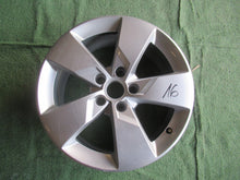 Laden Sie das Bild in den Galerie-Viewer, 1x Alufelge 17 Zoll 7.0&quot; 5x112 47ET 8S0601025J Audi Tt Rim Wheel