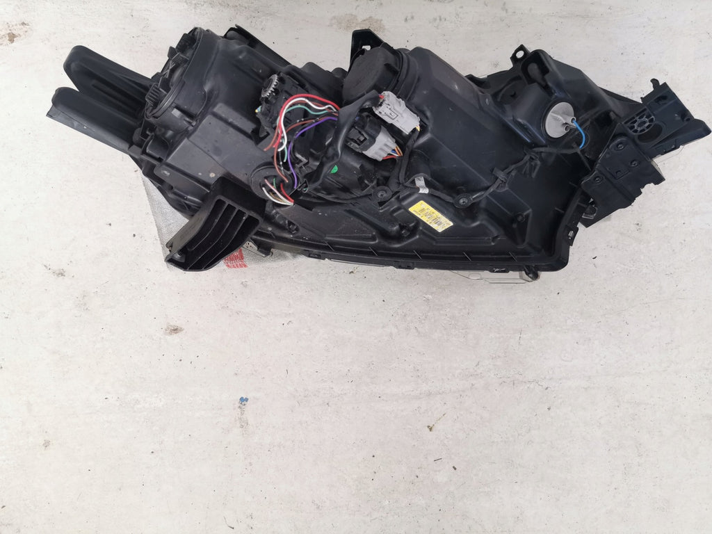 Frontscheinwerfer Mitsubishi Outlander III 8301C8-63 LED Rechts oder Links