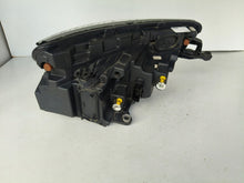 Laden Sie das Bild in den Galerie-Viewer, Frontscheinwerfer Skoda Kamiq 658941015 LED Ein Stück (Rechts oder Links) SCH8937221743cq