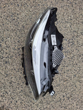 Load image into Gallery viewer, Frontscheinwerfer BMW 2 F22 F87 F23 8738680 LED Rechts Scheinwerfer Headlight SCH2712780640jt