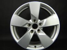 Load image into Gallery viewer, 1x Alufelge 17 Zoll 8.0&quot; 5x112 47ET Glanz Silber 8S0601025 Audi A3 Tt Rim Wheel