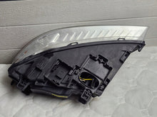 Laden Sie das Bild in den Galerie-Viewer, Frontscheinwerfer Volvo Xc70 31214348 Rechts Scheinwerfer Headlight SCH2838926694vh