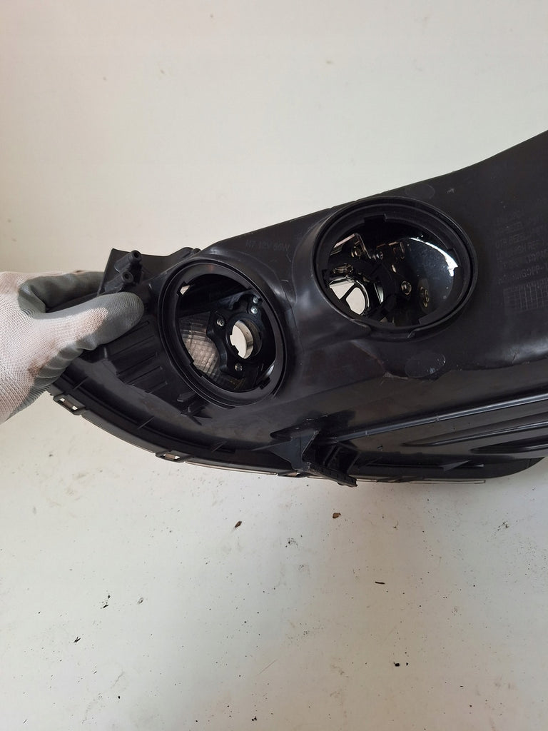 Frontscheinwerfer Hyundai I20 92102-B9300 Rechts Scheinwerfer Headlight