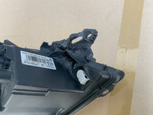 Laden Sie das Bild in den Galerie-Viewer, Frontscheinwerfer Peugeot 508 89905869 Xenon Links Scheinwerfer Headlight SCH3488757747rw