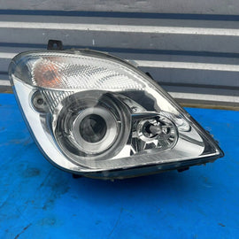 Frontscheinwerfer Mercedes-Benz Sprinter 906 A9068201061 Rechts Headlight SCH8402191828du