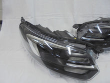 Laden Sie das Bild in den Galerie-Viewer, Frontscheinwerfer Opel Zafira Vivaro C 9832837680 Xenon Ein Satz Headlight