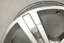 Load image into Gallery viewer, 4x Alufelge 18 Zoll 8.0&quot; 5x112 60ET Glanz Silber A1644015702 Mercedes-Benz W164