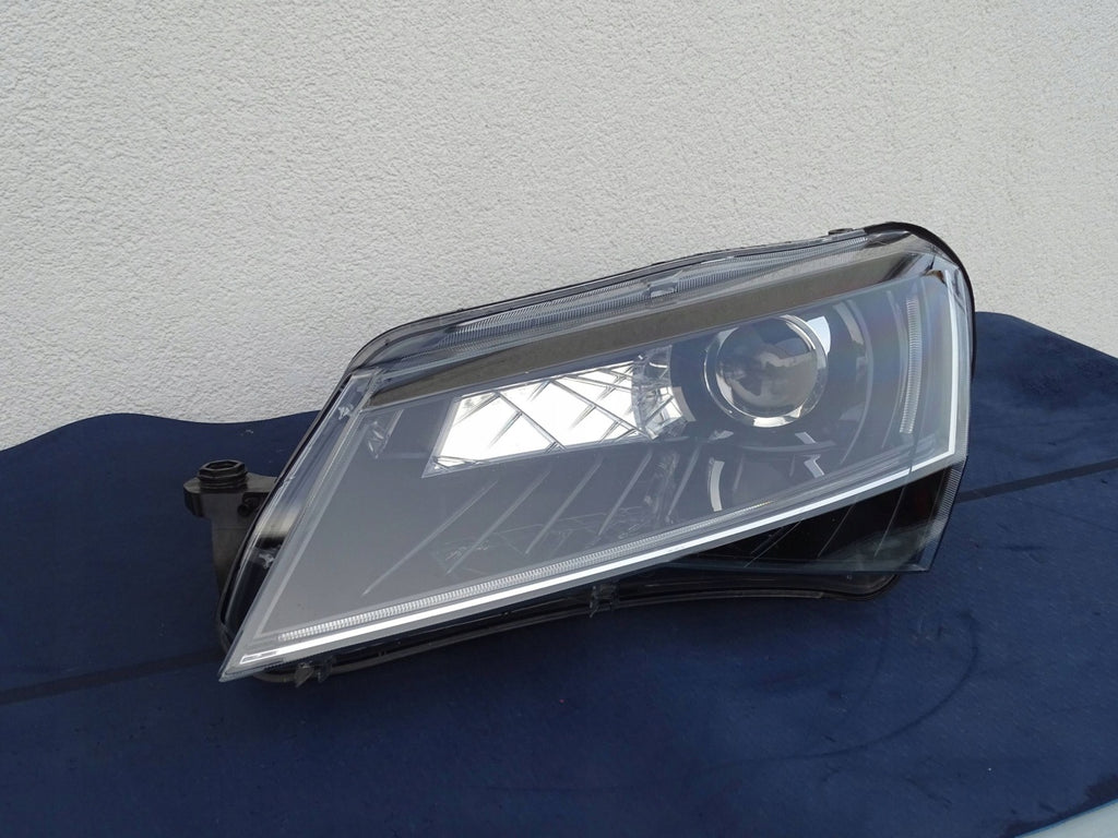 Frontscheinwerfer Skoda Superb I 3V1941015A 1ZS01193921 Links Headlight SCH5439054457ea