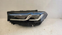 Laden Sie das Bild in den Galerie-Viewer, Frontscheinwerfer BMW 5 G31 G30 8082661 8082662-05 Laser Links Headlight SCH3263378579bg