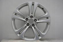 Load image into Gallery viewer, 1x Alufelge 19 Zoll 8.0" 5x120 36ET Glanz Silber 6796256 BMW F30 Rim Wheel FEL7714942771yz