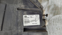 Laden Sie das Bild in den Galerie-Viewer, Frontscheinwerfer Volvo 21323113 Rechts Scheinwerfer Headlight SCH2376685437rf