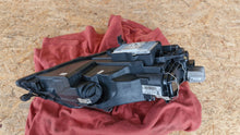 Laden Sie das Bild in den Galerie-Viewer, Frontscheinwerfer Seat Leon 5F1941007 Links Scheinwerfer Headlight SCH3042409540er