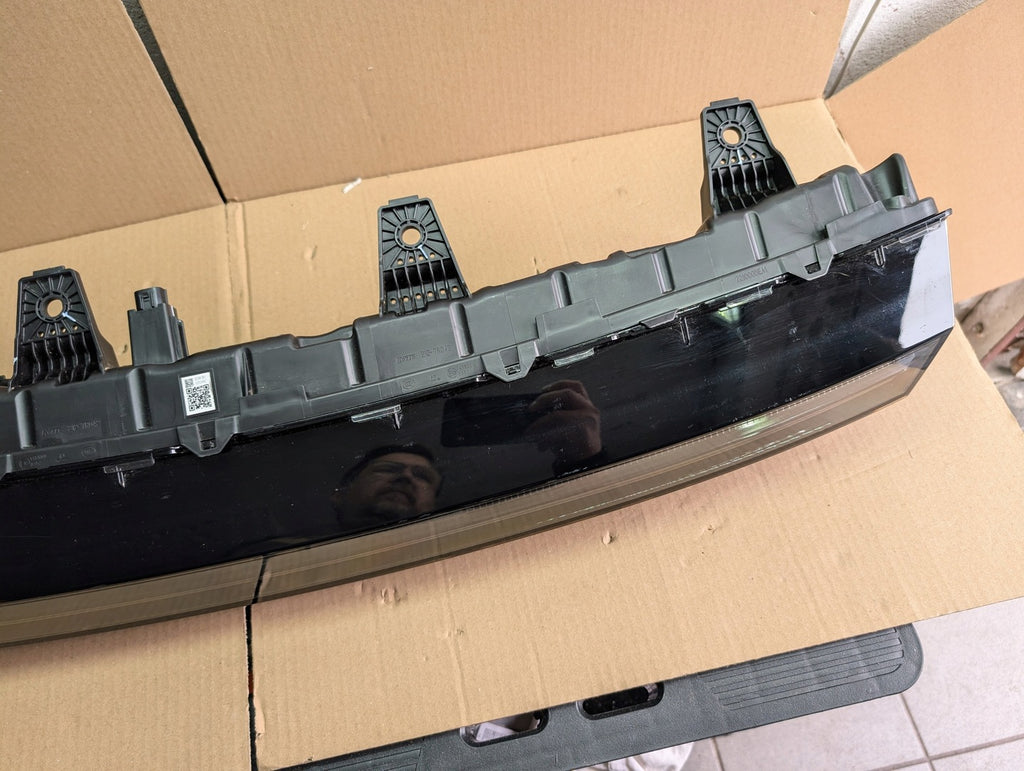 Frontscheinwerfer 7210005EA1 LED Vorderseite Scheinwerfer Headlight