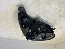 Laden Sie das Bild in den Galerie-Viewer, Frontscheinwerfer Ford Focus NX7B-13E015-CF Links Scheinwerfer Headlight SCH1288021498hx