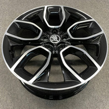 Load image into Gallery viewer, 4x Alufelge 19 Zoll 8.0" 5x112 45ET Glanz Silber 57A601025C Skoda Kodiaq FEL7686764052xh