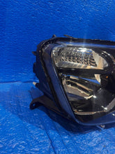 Laden Sie das Bild in den Galerie-Viewer, Frontscheinwerfer Dacia Duster 260100156R Rechts Scheinwerfer Headlight SCH3117184202dn