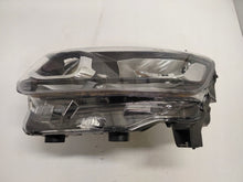 Laden Sie das Bild in den Galerie-Viewer, Frontscheinwerfer Toyota Proace City 73278187 Ein Stück (Rechts oder Links)