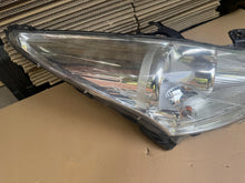 Laden Sie das Bild in den Galerie-Viewer, Frontscheinwerfer Peugeot 3008 9682519080 Rechts Scheinwerfer Headlight SCH5323822403zh