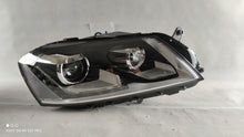 Laden Sie das Bild in den Galerie-Viewer, Frontscheinwerfer VW Passat B7 3AB941752 Xenon Rechts Scheinwerfer Headlight