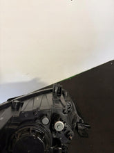 Laden Sie das Bild in den Galerie-Viewer, Frontscheinwerfer Kia Stonic 92102-H8 LED FALSE Scheinwerfer Headlight SCH7661222225mp