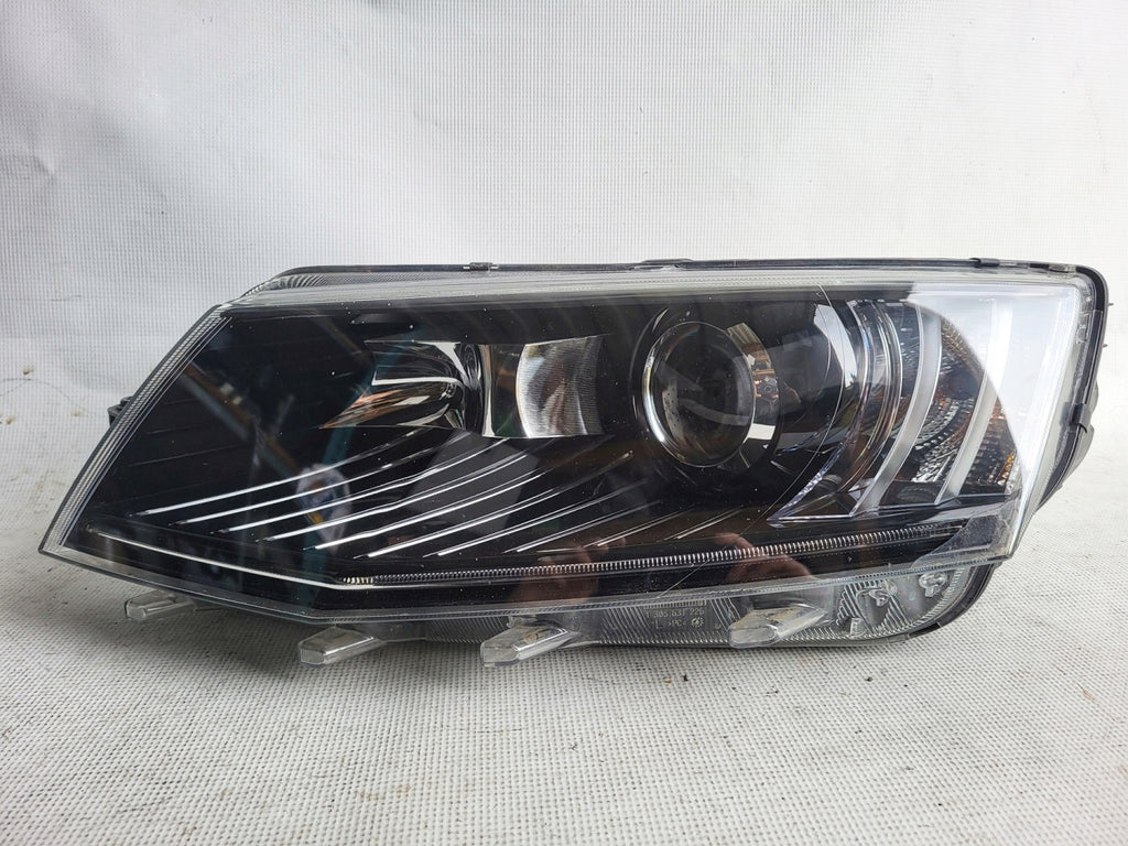 Frontscheinwerfer Skoda Octavia III 5E1941015B Xenon Links Headlight SCH4243759577cr