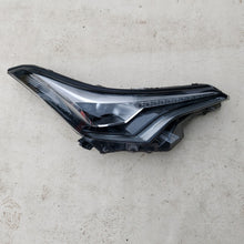 Laden Sie das Bild in den Galerie-Viewer, Frontscheinwerfer Toyota C-Hr Chr 81150-F4071-00 LED Rechts oder Links SCH5424331184hx
